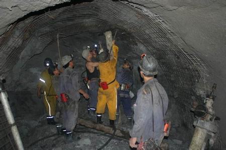 镇雄工程爆破中的危险因素分析以及应对工程爆破危险的措施